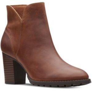 Clarks Verona Trish leather dark tan leather heeled boots - Sz 9